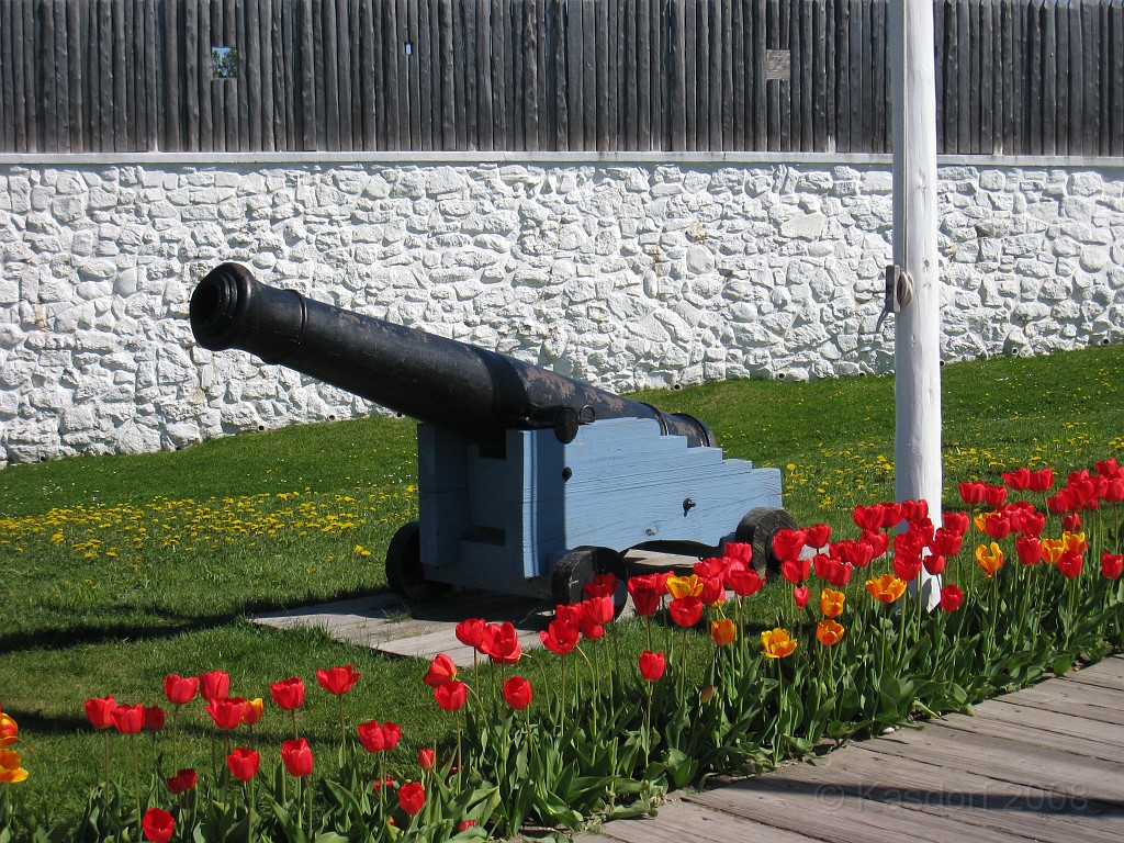 Mackinaw Island Area May 2008 0784.jpg - May 24 2008 a trip to Mackinac City for a 5 M race and a visit to Mackinac Island. A day to the UP, Paradise, Whitefish Point and Tahquamen Falls. This was followed by trips to Petoskey and Charlevoix.